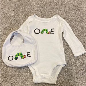 “One” onesie & bib set
